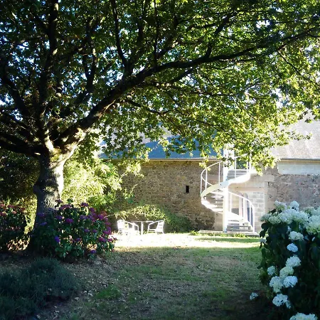 Halte Nature A Briac Connemara Bourbriac Exterior photo